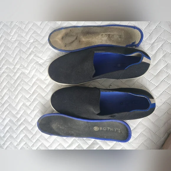 Rothys Original Slip On Sneakers - Picture 4 of 7